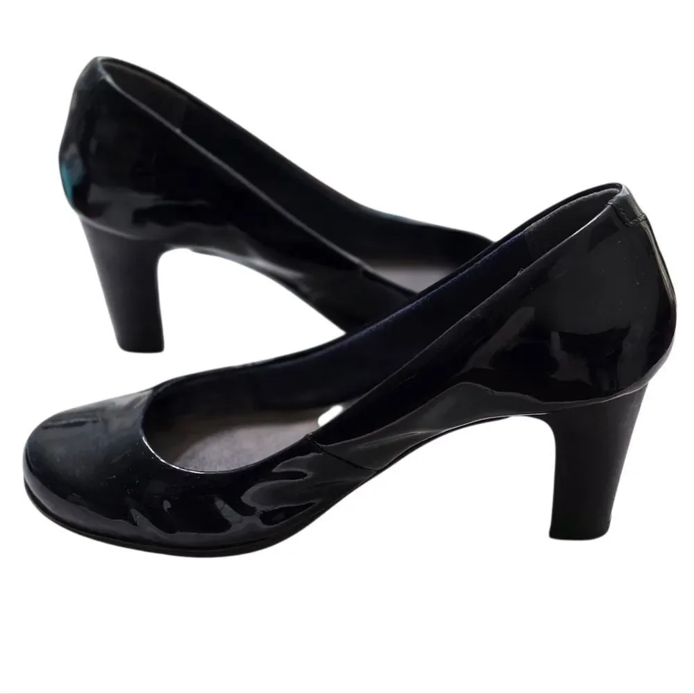 Rockport AdiPrene Navy Patent Leather Women's Shoes With Rubber Sole